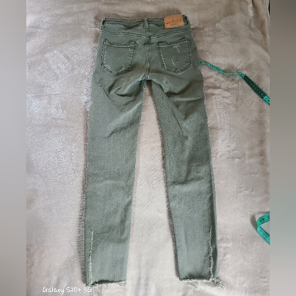 Zara Basic Denim Jeans - Picture 3 of 8